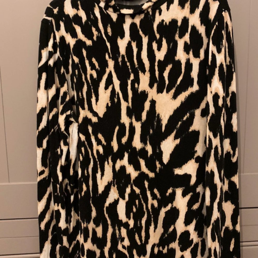 Mint velvet size S top
